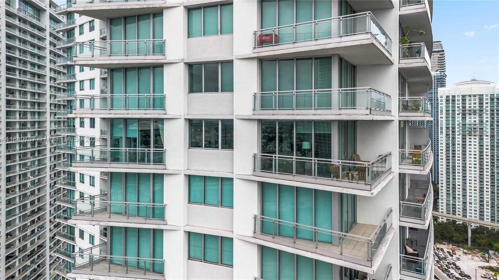 Small Image of 92 SOUTH WEST 3RD ST #3505, Miami Number 29