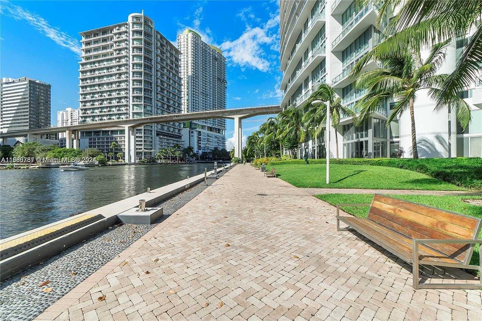 Small Image of 92 SOUTH WEST 3RD ST #3505, Miami Number 40