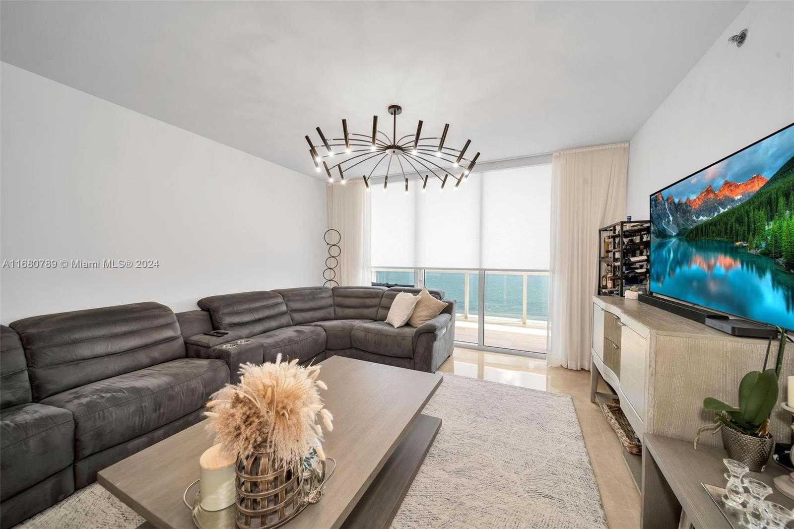 Small Image of 1850 SOUTH OCEAN DR #3202, Hallandale Beach Number 11