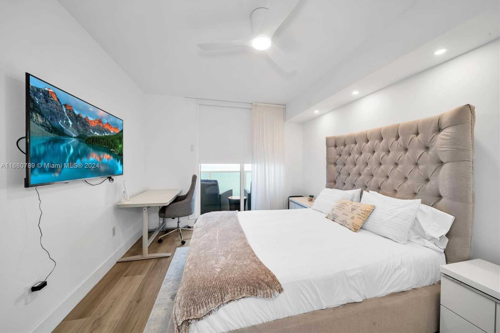 Small Image of 1850 SOUTH OCEAN DR #3202, Hallandale Beach Number 17
