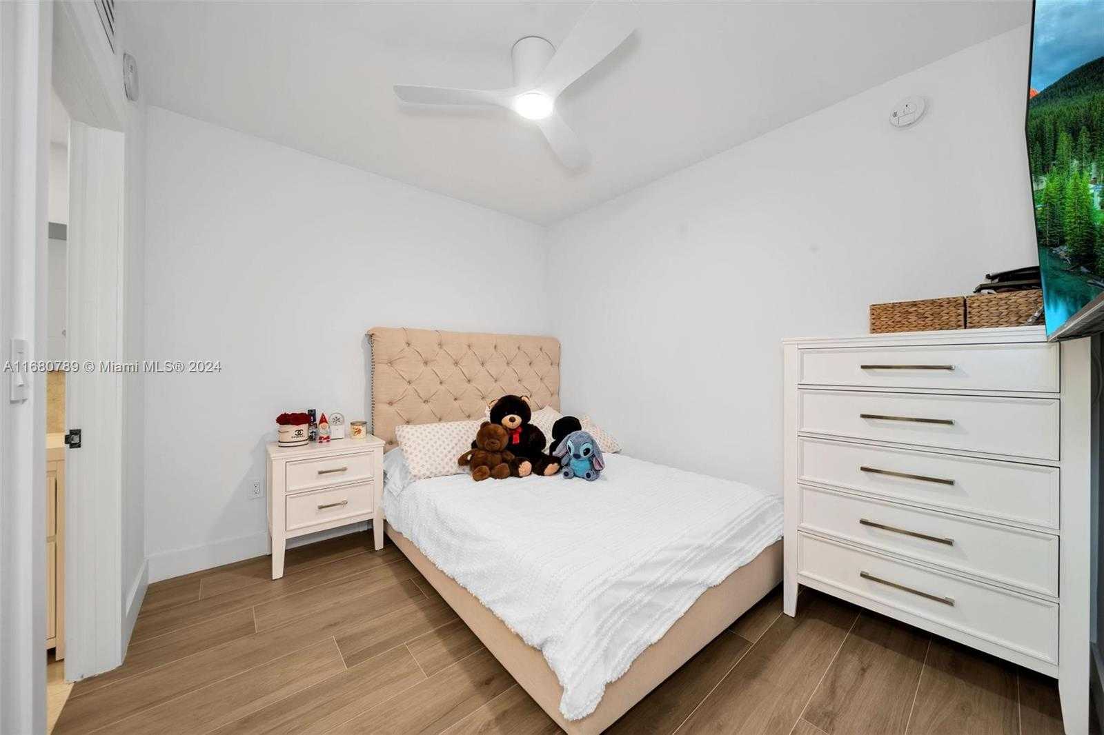 Small Image of 1850 SOUTH OCEAN DR #3202, Hallandale Beach Number 21