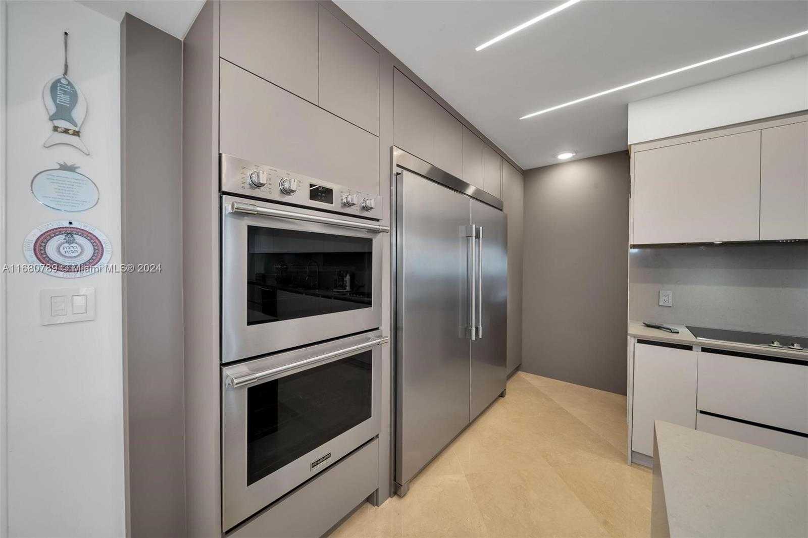 Small Image of 1850 SOUTH OCEAN DR #3202, Hallandale Beach Number 4