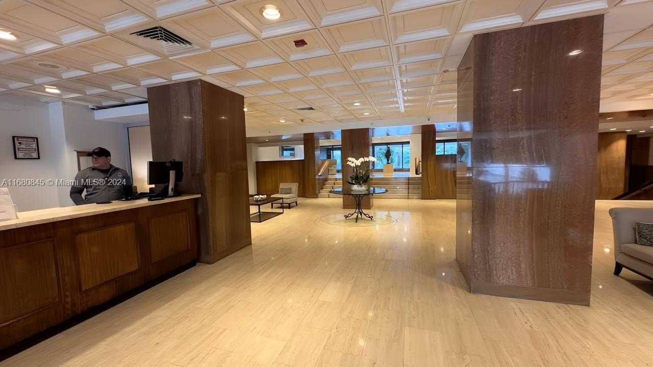 Small Image of 2333 BRICKELL AVE #2611, Miami Number 3