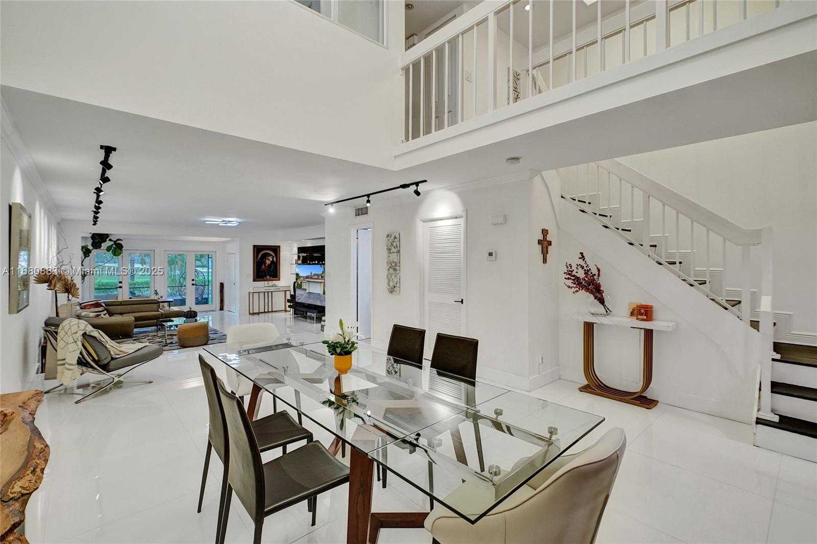 Small Image of 20412 NORTH EAST 34TH CT #19, Aventura Number 2