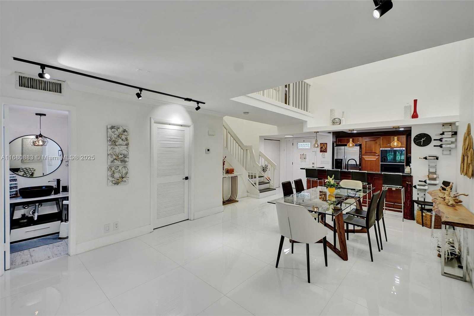 Small Image of 20412 NORTH EAST 34TH CT #19, Aventura Number 8