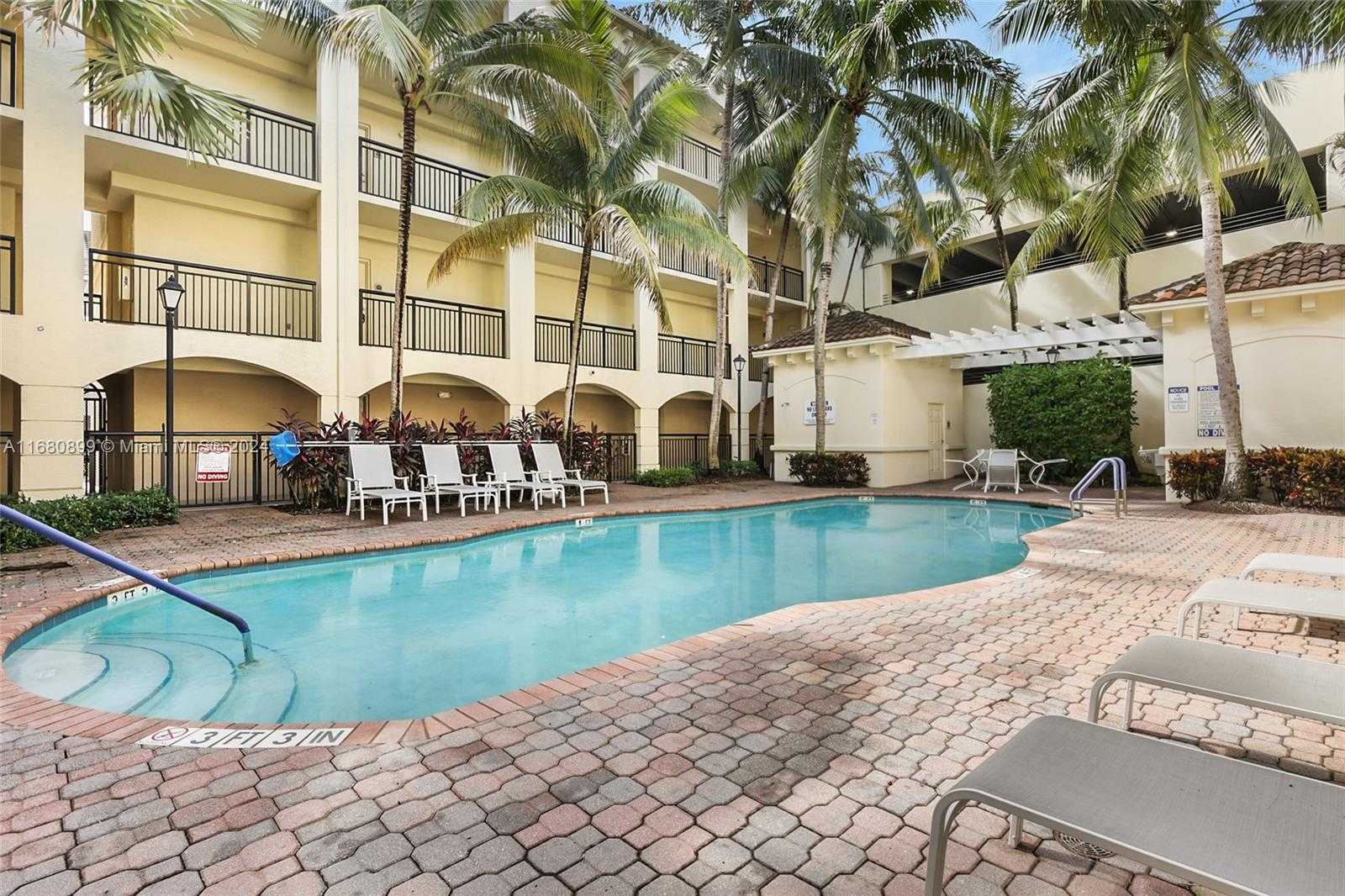Small Image of 4 RENAISSANCE WAY #303, Boynton Beach Number 25