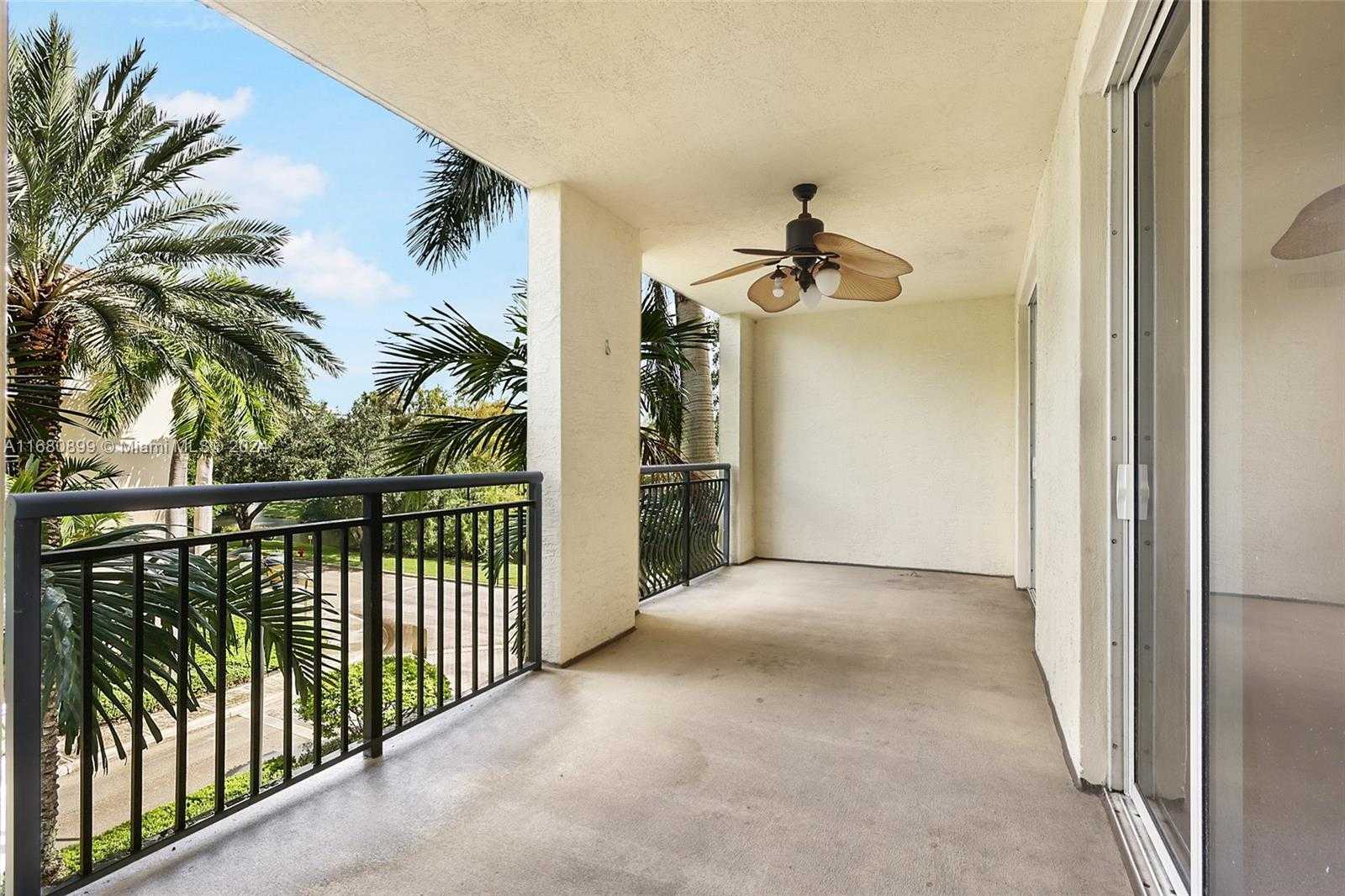 Small Image of 4 RENAISSANCE WAY #303, Boynton Beach Number 9