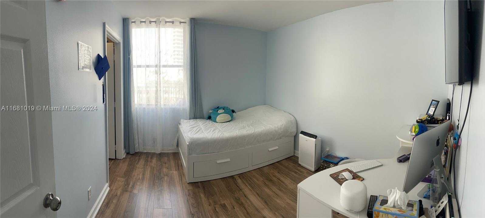 Small Image of 3350 NORTH EAST 192ND ST #5G-B, Aventura Number 10