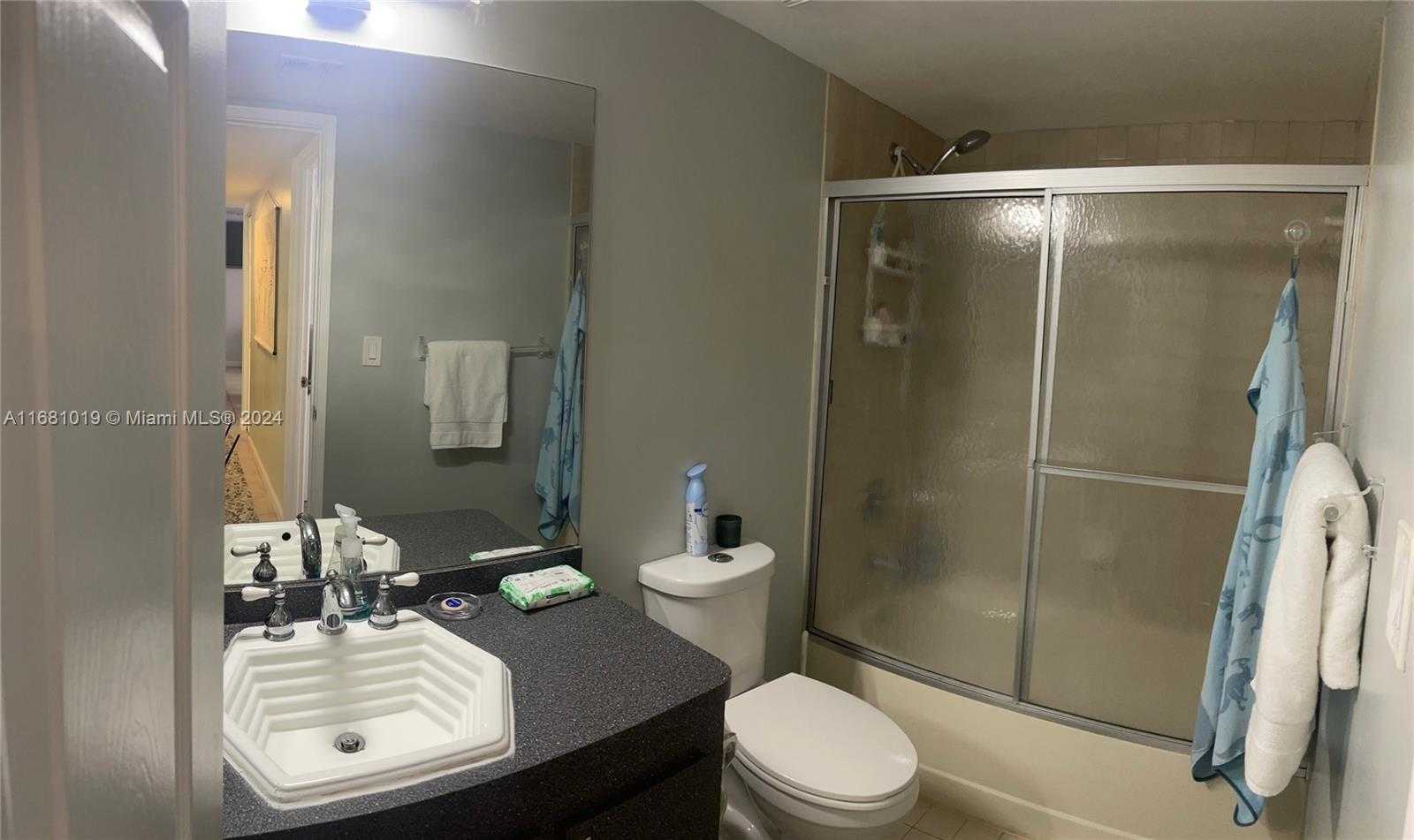 Small Image of 3350 NORTH EAST 192ND ST #5G-B, Aventura Number 9