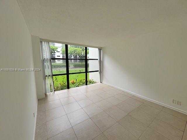 Small Image of 17021 NORTH BAY RD #124, Sunny Isles Beach Number 11