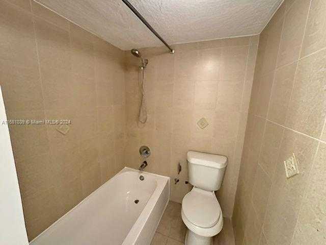 Small Image of 17021 NORTH BAY RD #124, Sunny Isles Beach Number 14