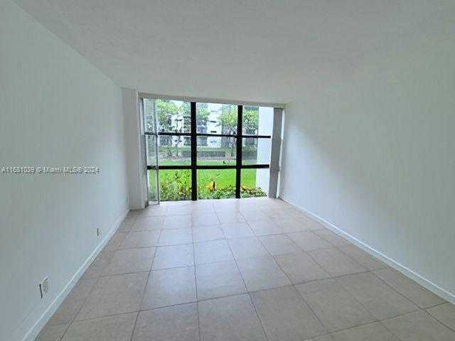 Small Image of 17021 NORTH BAY RD #124, Sunny Isles Beach Number 19