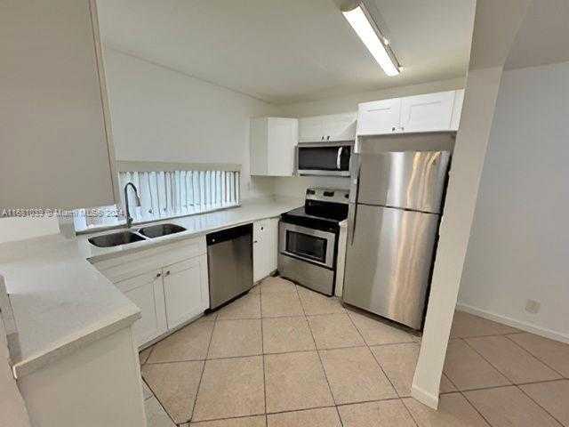 Small Image of 17021 NORTH BAY RD #124, Sunny Isles Beach Number 7