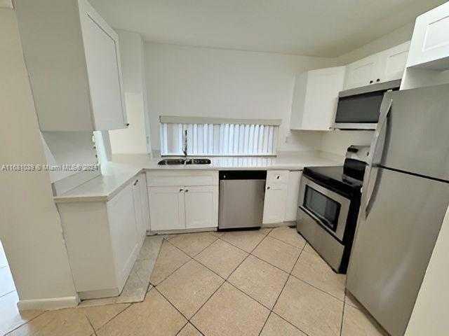 Small Image of 17021 NORTH BAY RD #124, Sunny Isles Beach Number 8