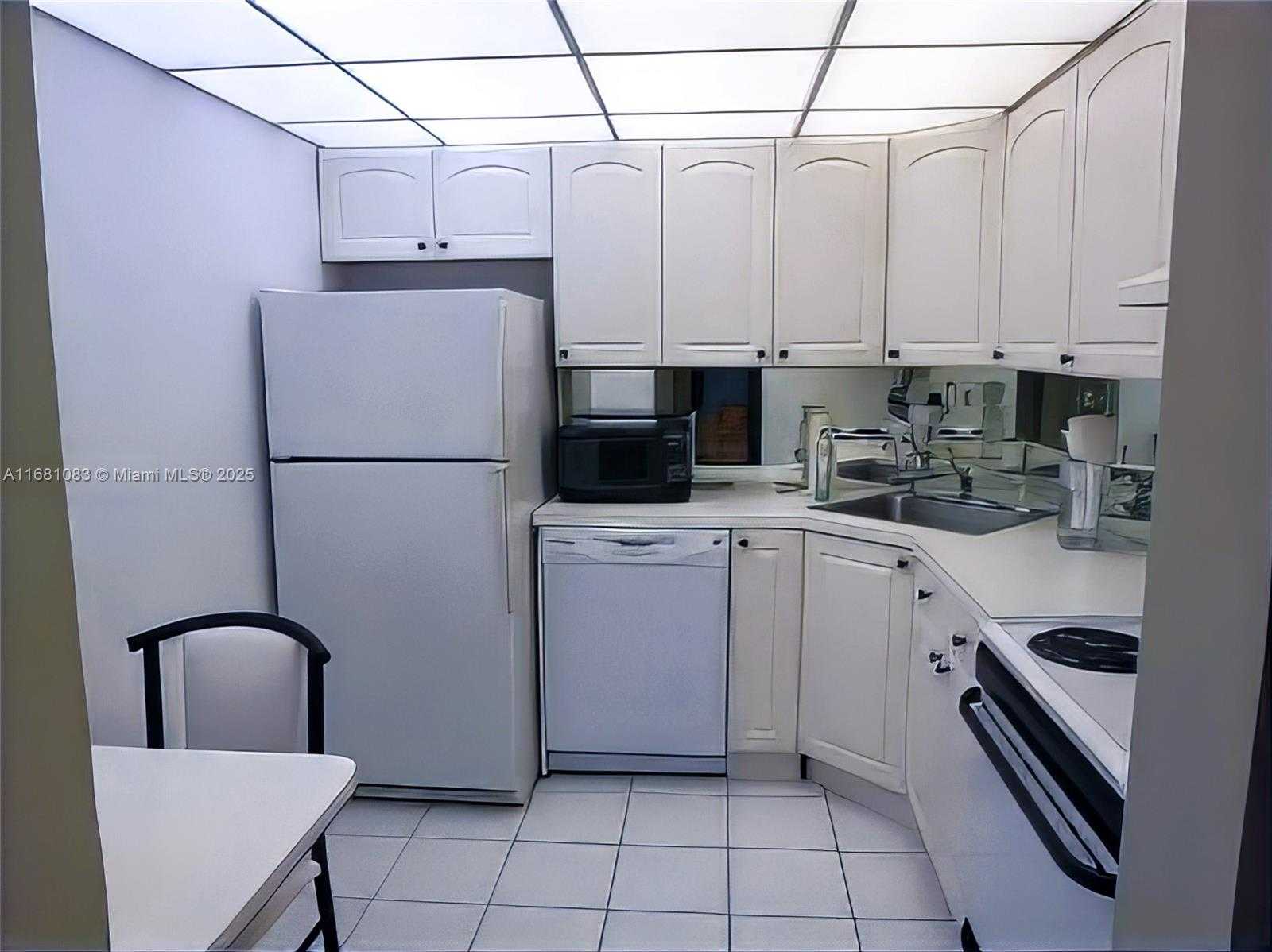 Small Image of 500 THREE ISLANDS BLVD #116, Hallandale Beach Number 15