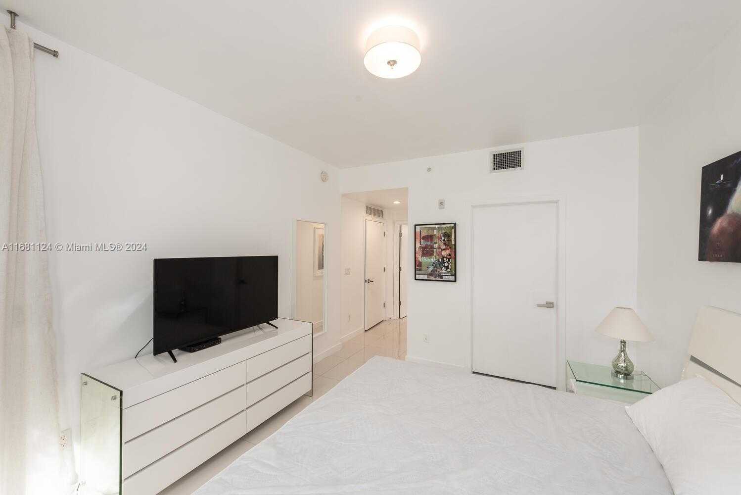 Small Image of 1120 98TH ST #203, Bay Harbor Islands Number 13