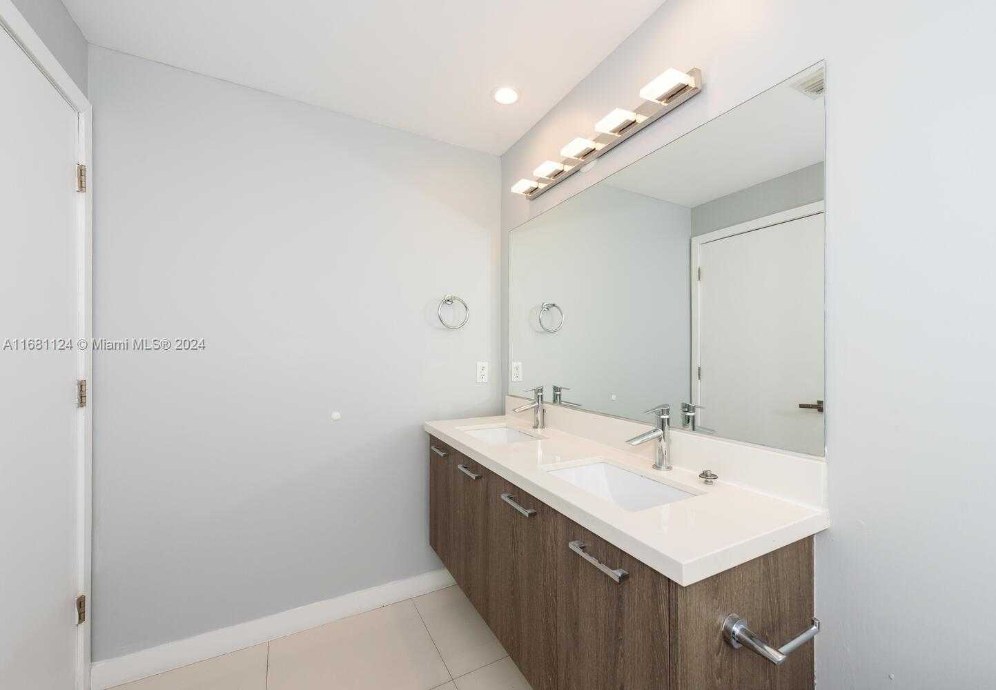 Small Image of 1120 98TH ST #203, Bay Harbor Islands Number 15