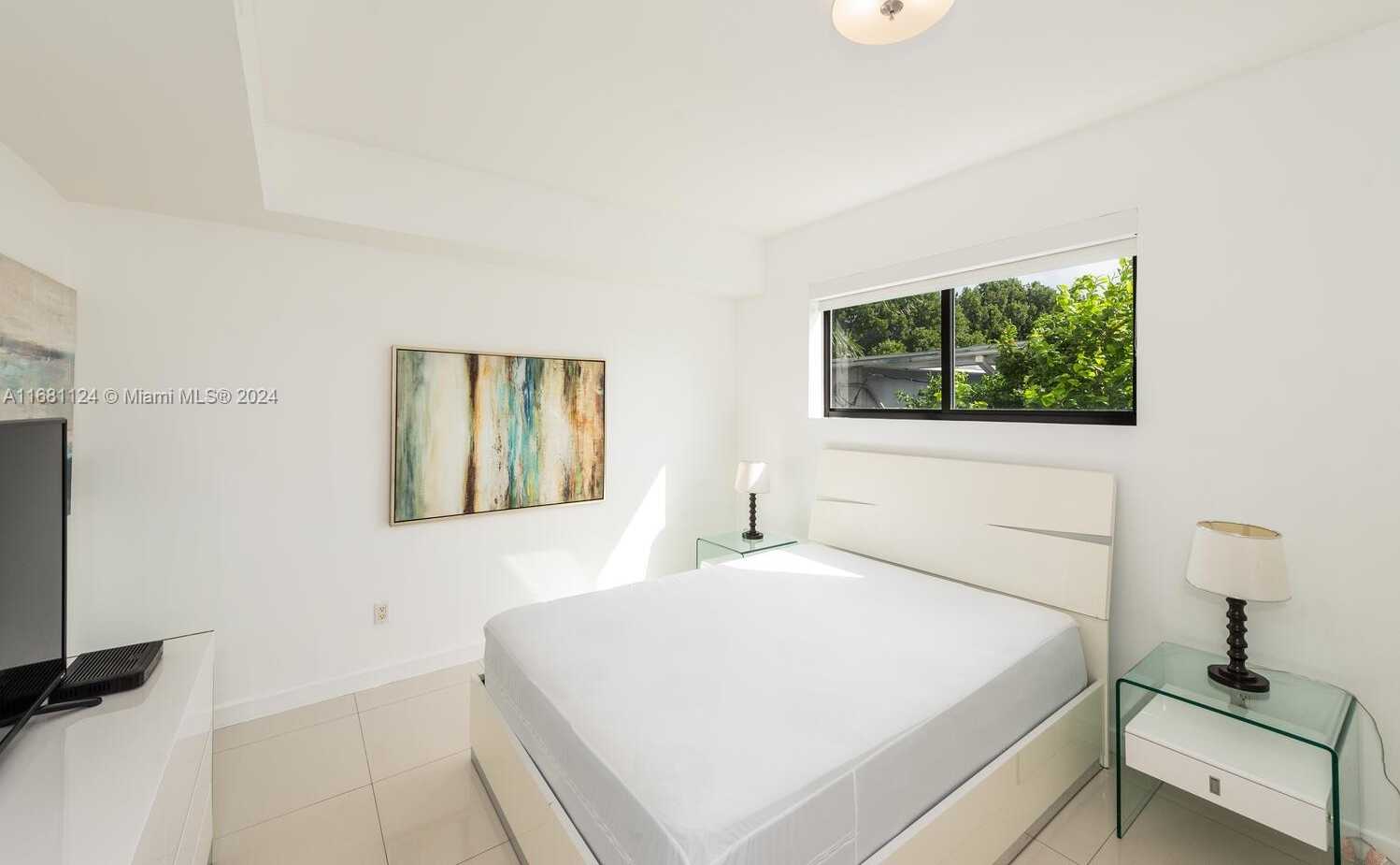Small Image of 1120 98TH ST #203, Bay Harbor Islands Number 17