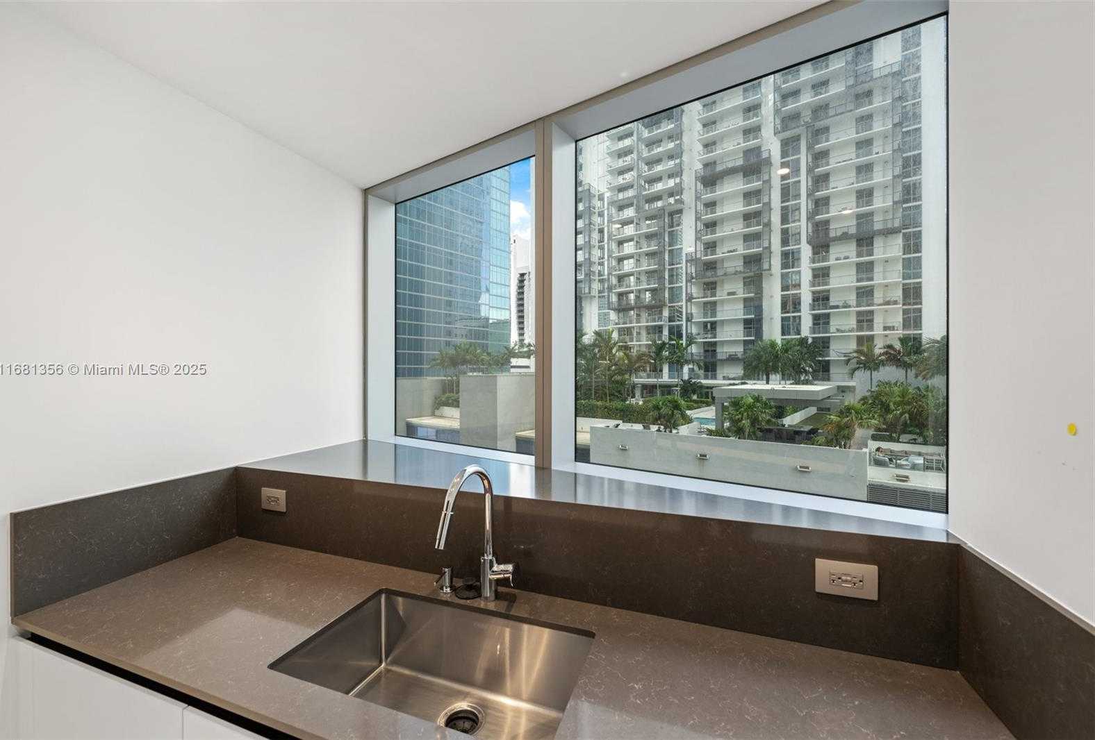 Small Image of 300 BISCAYNE BLVD WAY #1205C, Miami Number 10