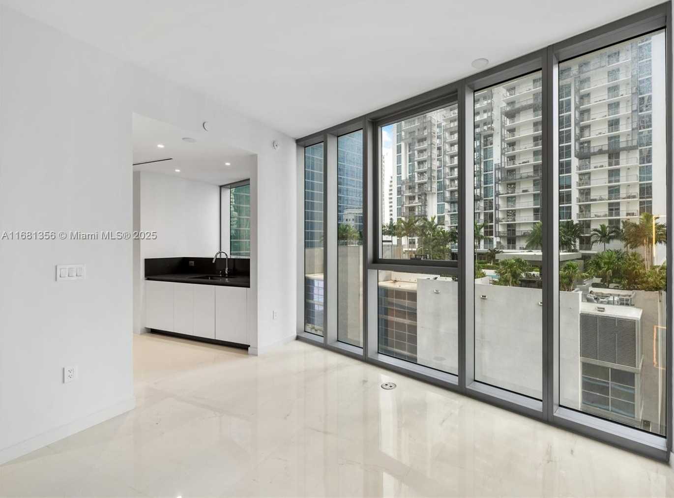 Small Image of 300 BISCAYNE BLVD WAY #1205C, Miami Number 15