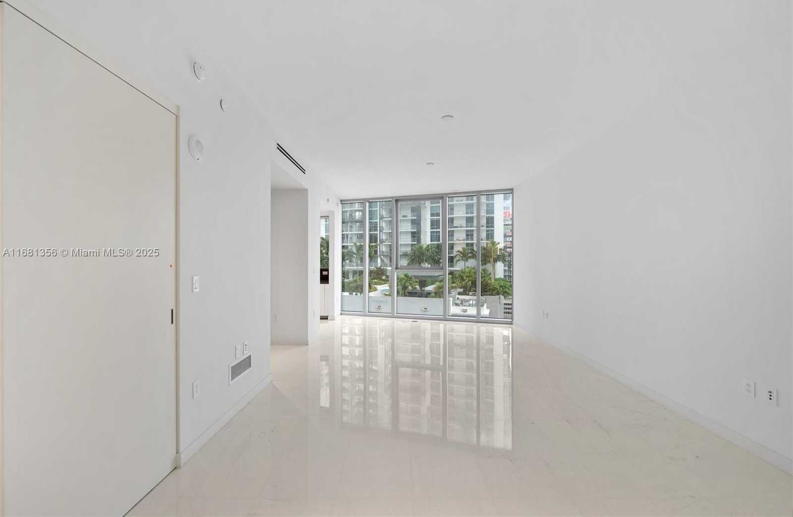 Small Image of 300 BISCAYNE BLVD WAY #1205C, Miami Number 19