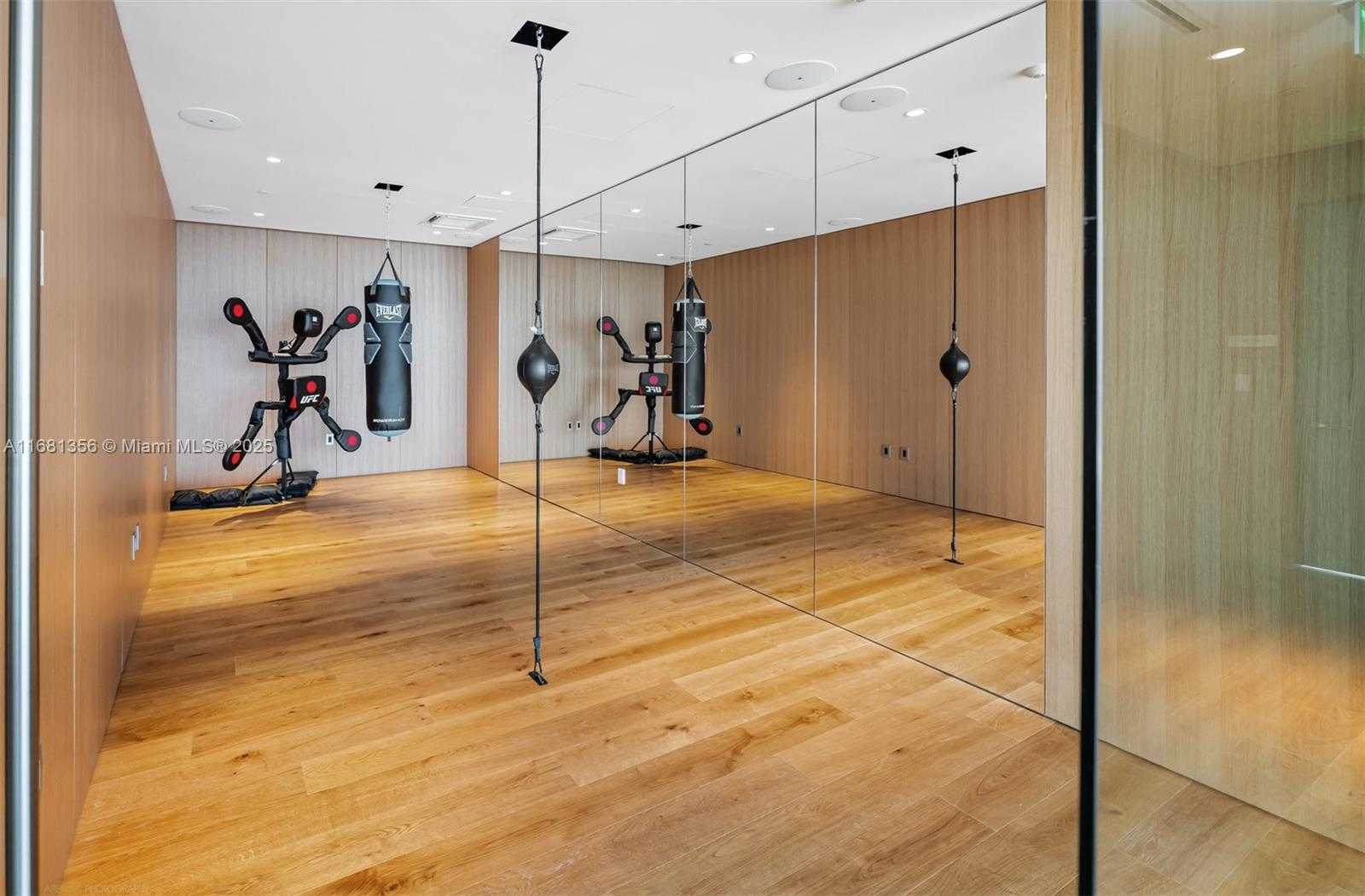 Small Image of 300 BISCAYNE BLVD WAY #1205C, Miami Number 35