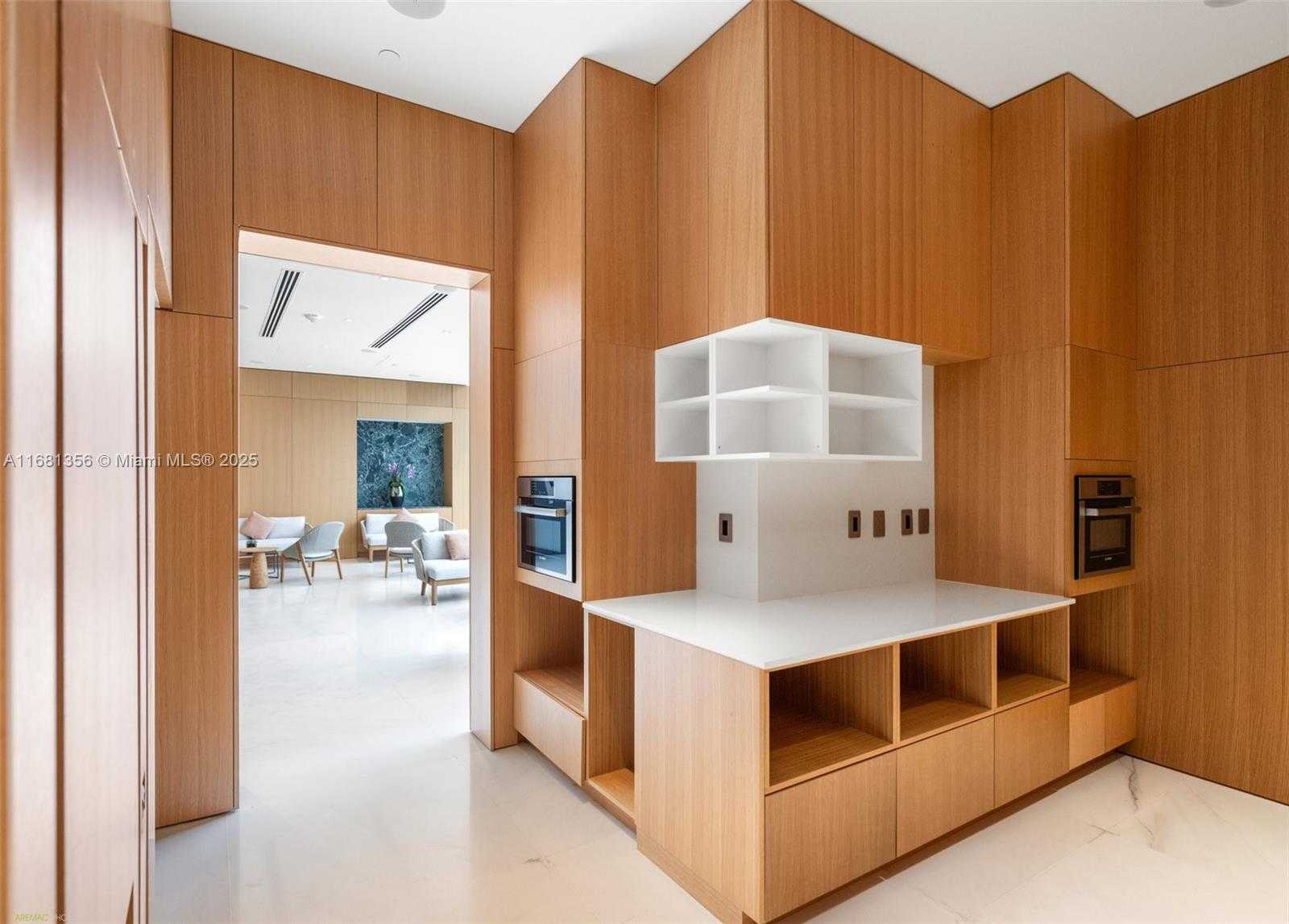 Small Image of 300 BISCAYNE BLVD WAY #1205C, Miami Number 46