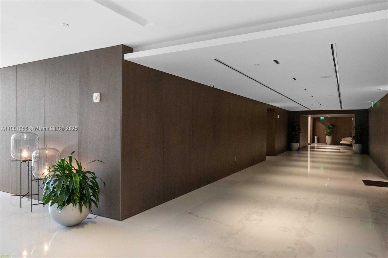 Small Image of 300 BISCAYNE BLVD WAY #1205C, Miami Number 7