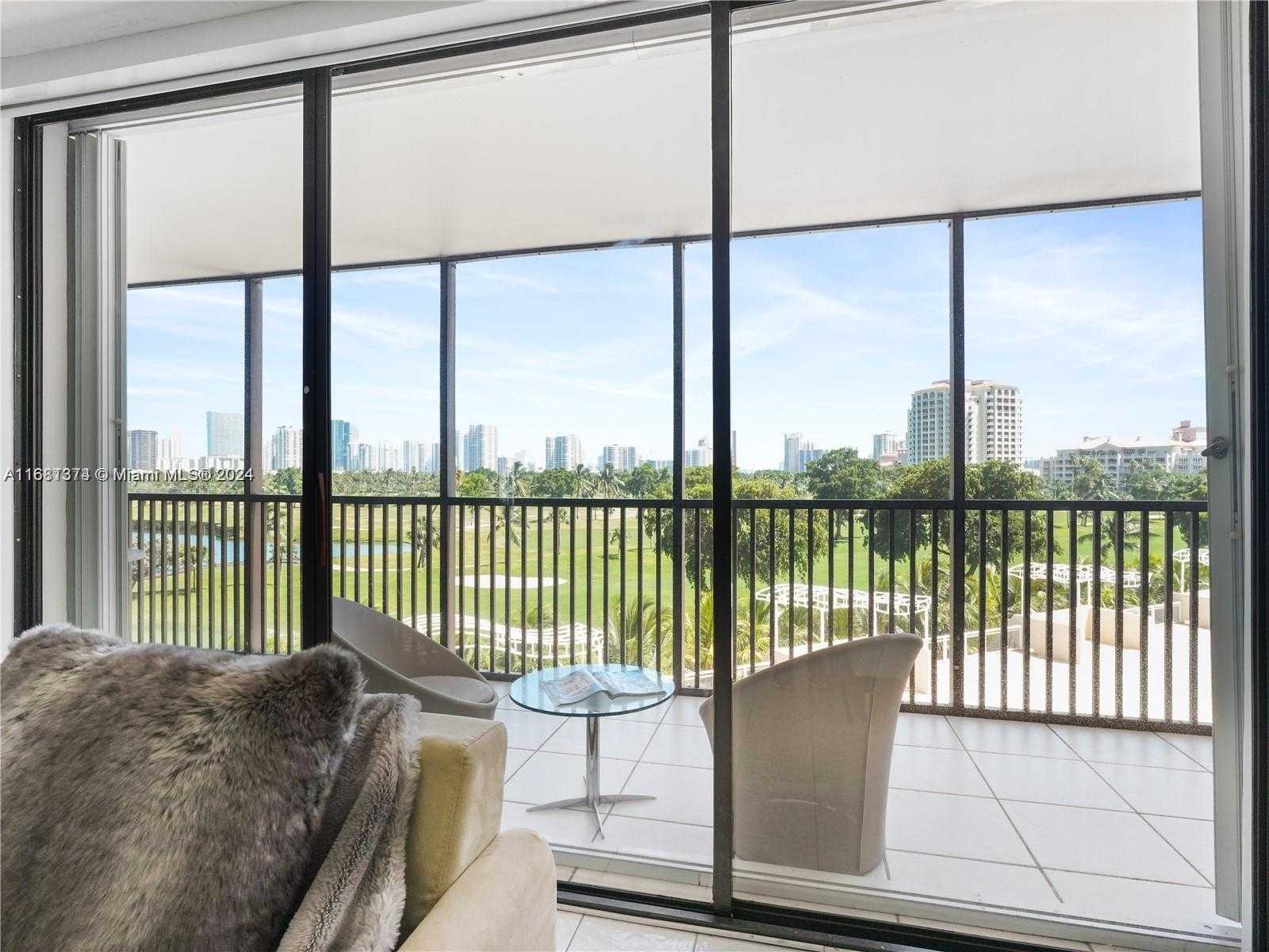 Small Image of 20379 WEST COUNTRY CLUB DR #536, Aventura Number 7