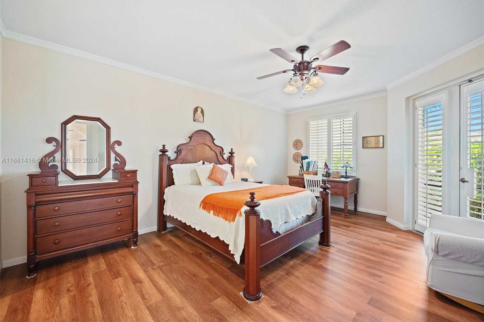 Small Image of 1634 PASSION VINE CIR #31-2, Weston Number 12