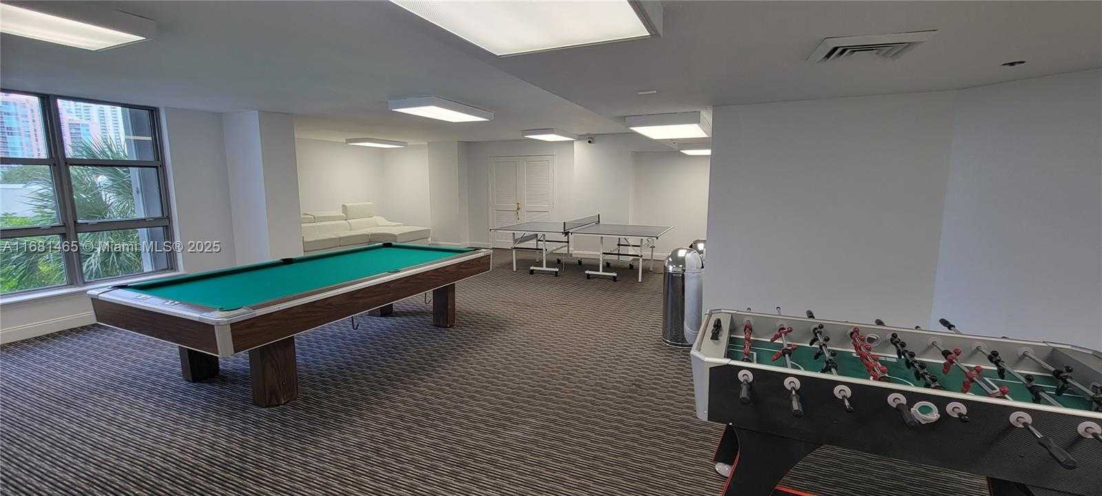 Small Image of 3500 MYSTIC POINTE DR #2302, Aventura Number 29