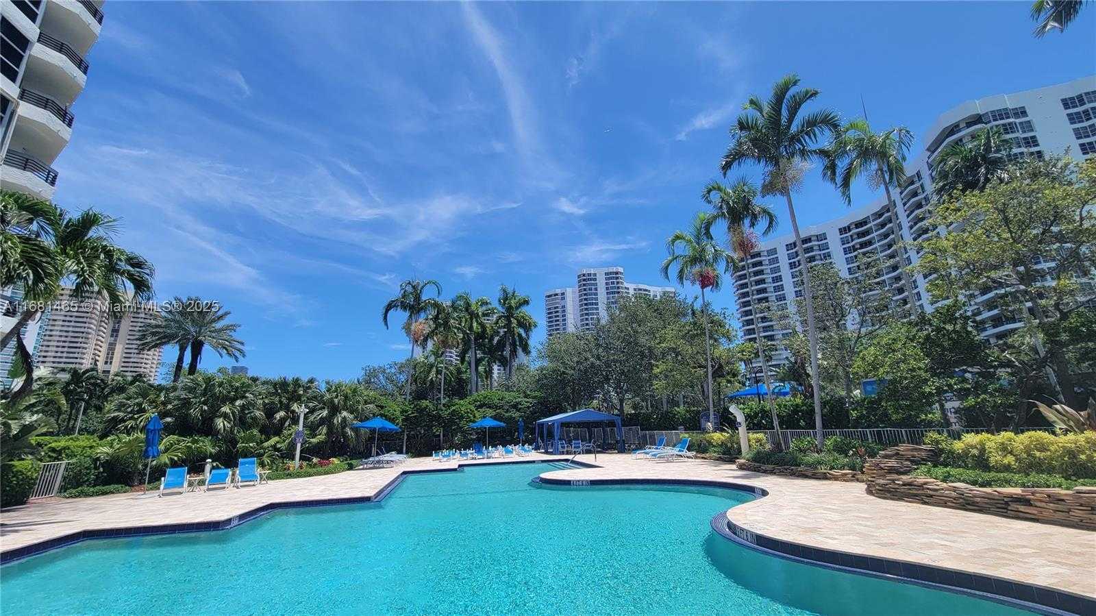 Small Image of 3500 MYSTIC POINTE DR #2302, Aventura Number 3