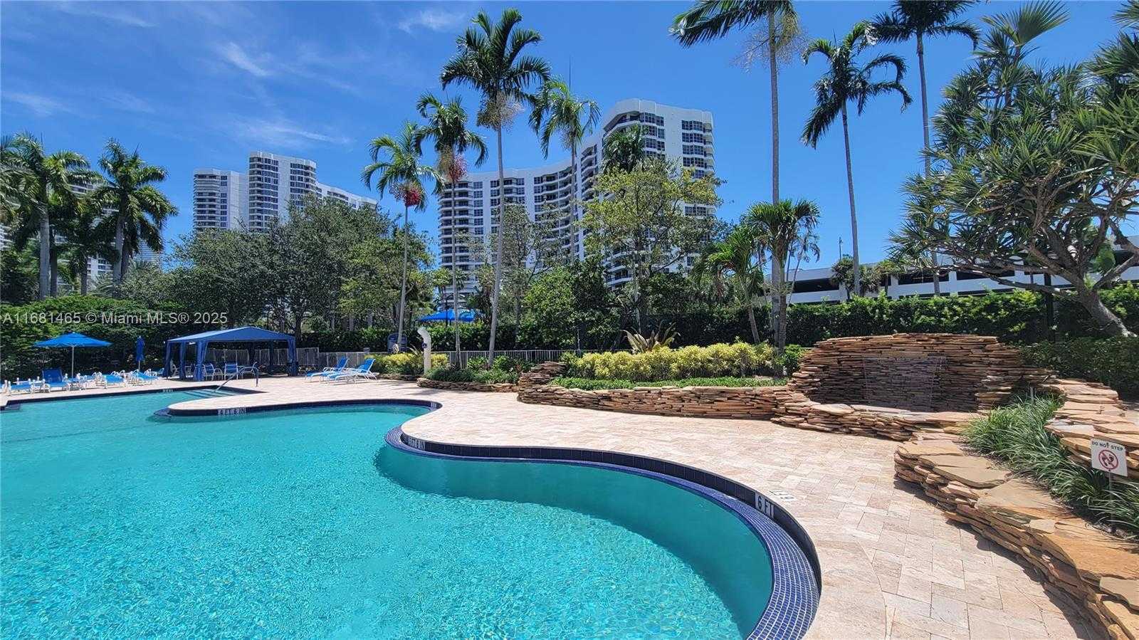Small Image of 3500 MYSTIC POINTE DR #2302, Aventura Number 30