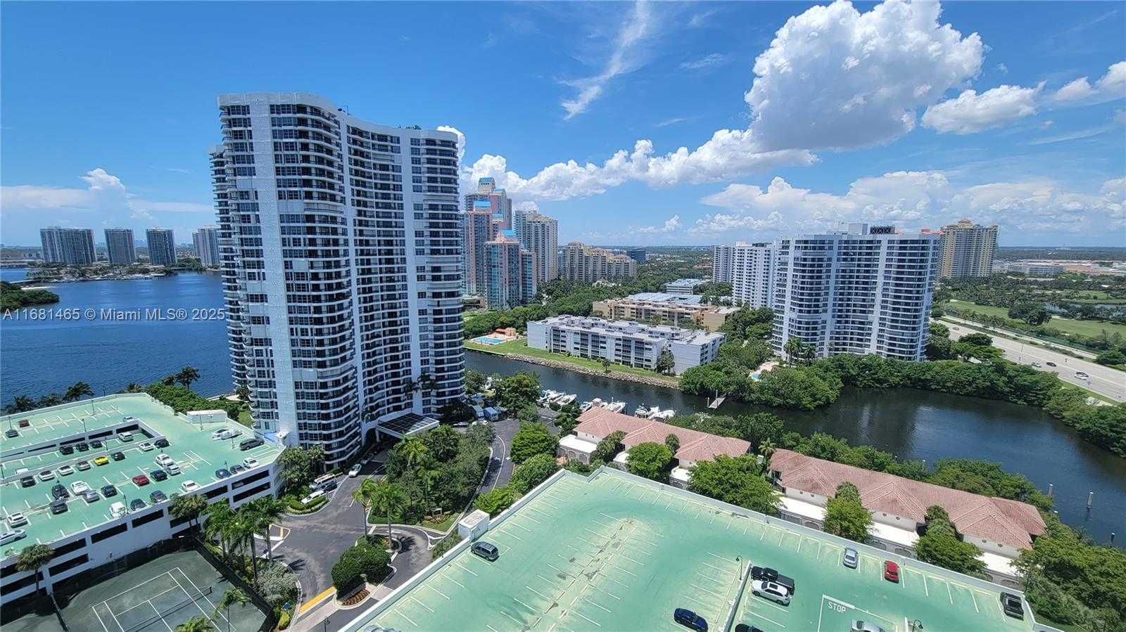 Small Image of 3500 MYSTIC POINTE DR #2302, Aventura Number 4