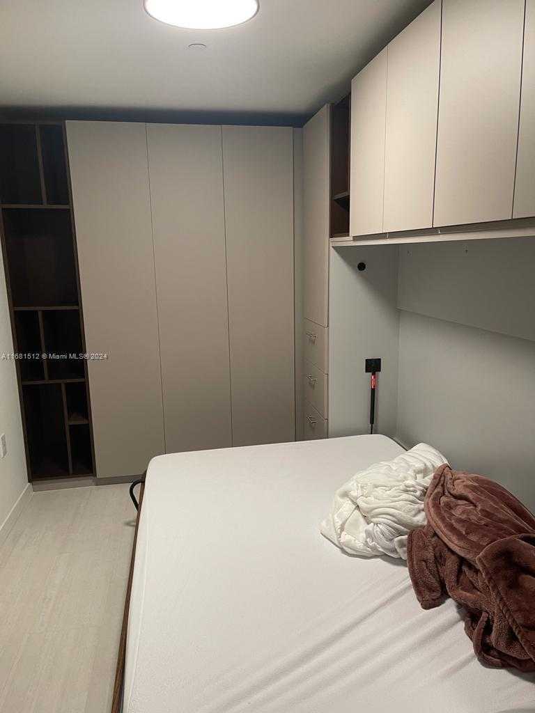 Small Image of 1000 BRICKELL PLAZA #3307, Miami Number 14