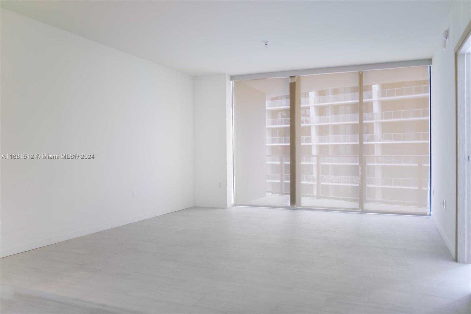 Small Image of 1000 BRICKELL PLAZA #3307, Miami Number 8
