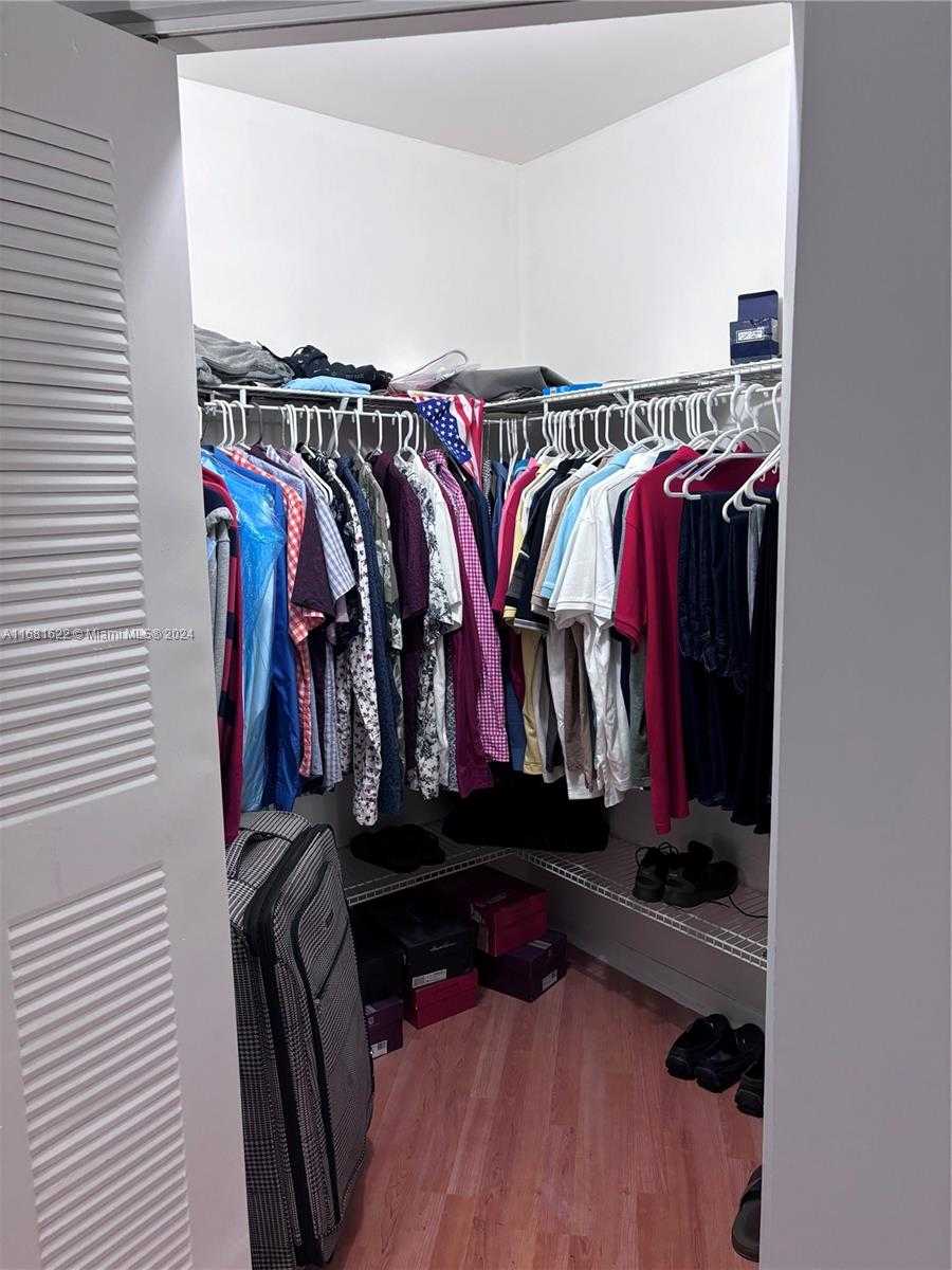 Small Image of 9725 FONTAINEBLEAU BLVD #A212, Miami Number 13