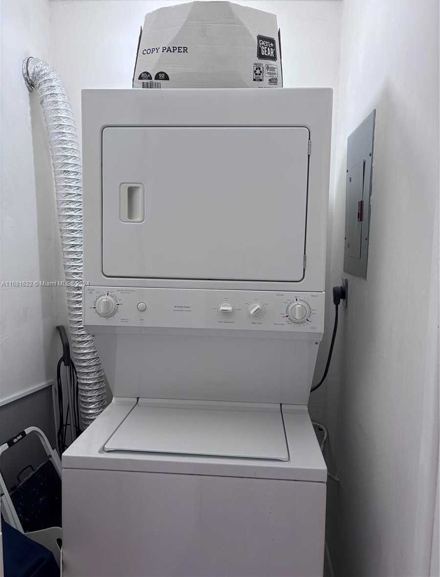 Small Image of 9725 FONTAINEBLEAU BLVD #A212, Miami Number 17