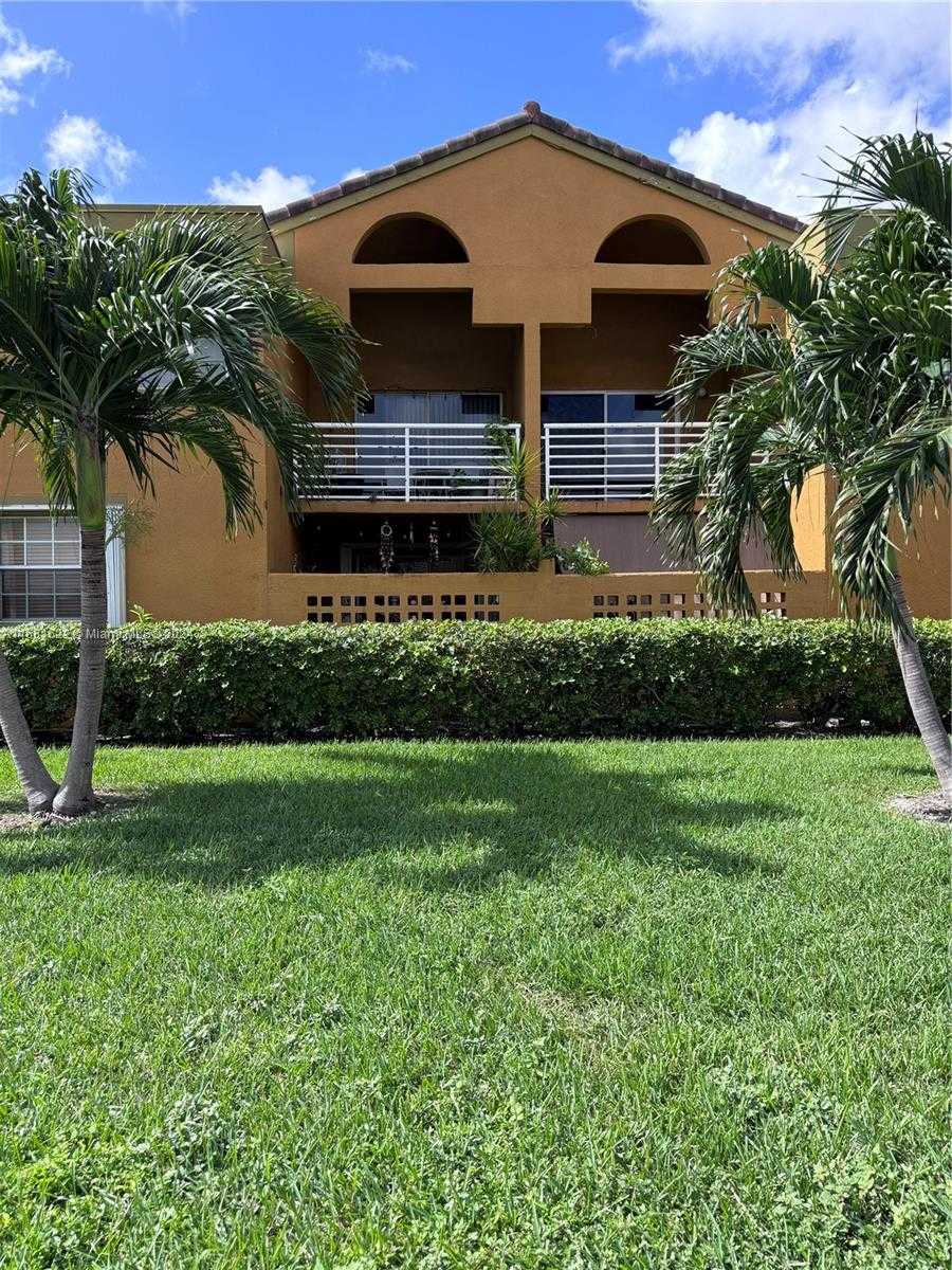 Small Image of 9725 FONTAINEBLEAU BLVD #A212, Miami Number 2
