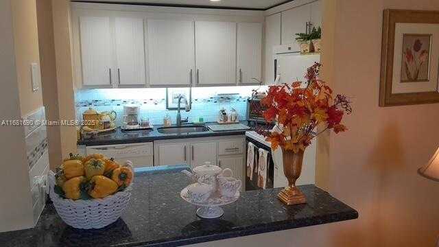 Small Image of 1087 HARWOOD F #1087, Deerfield Beach Number 10
