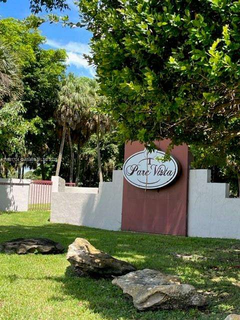 Small Image of 14020 SOUTH WEST 90TH TER #14020, Miami Number 11