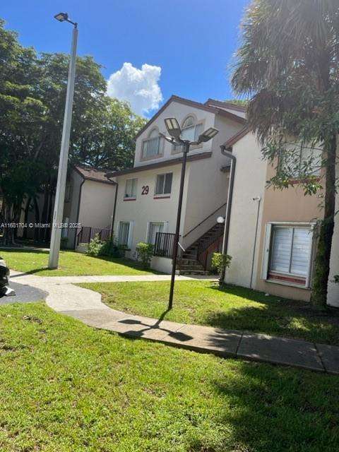 Small Image of 14020 SOUTH WEST 90TH TER #14020, Miami Number 12