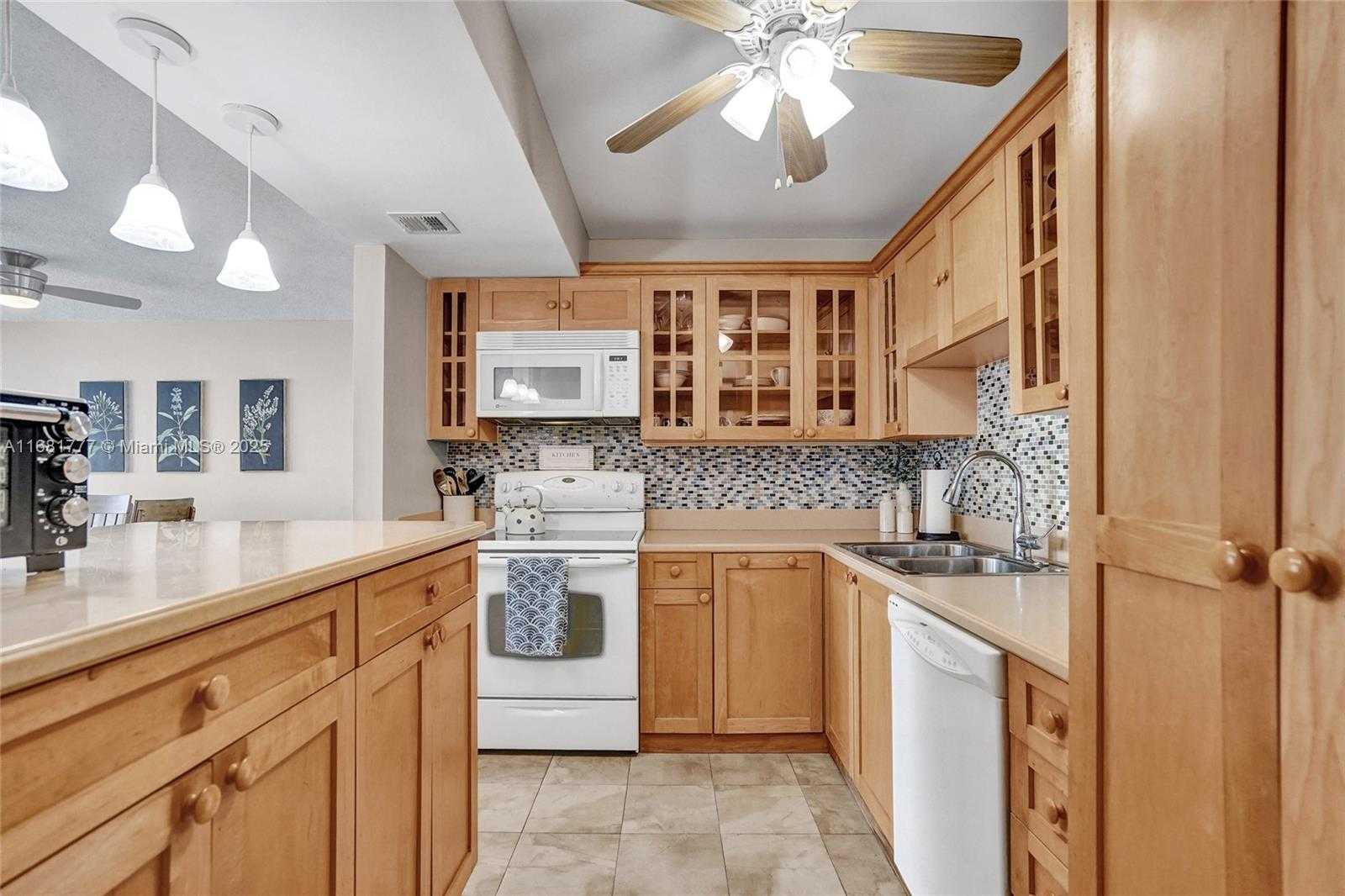 Small Image of 1400 SOUTH OCEAN DR #708, Hollywood Number 10