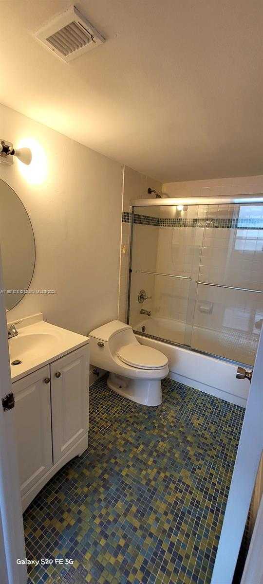 Small Image of 770 CLAUGHTON ISLAND DR #1915, Miami Number 14