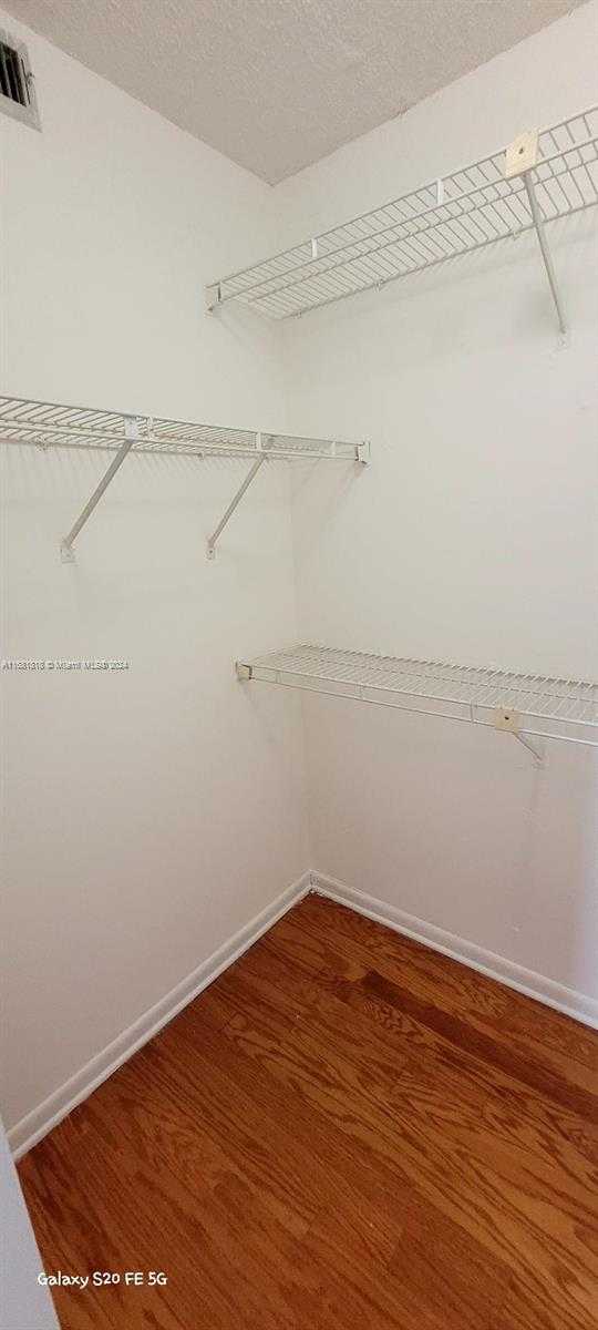 Small Image of 770 CLAUGHTON ISLAND DR #1915, Miami Number 8