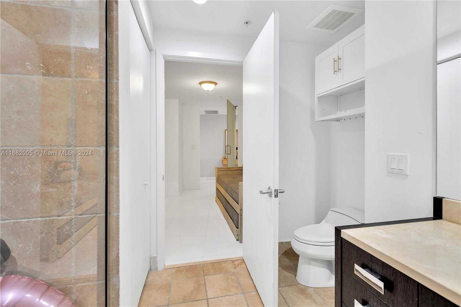 Small Image of 18201 COLLINS AVE #1905, Sunny Isles Beach Number 13