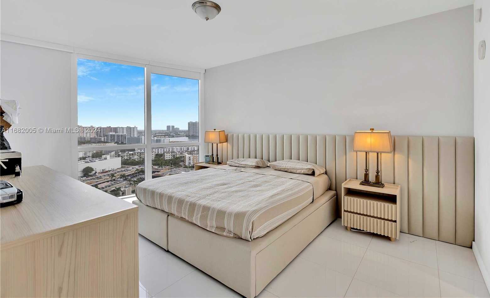 Small Image of 18201 COLLINS AVE #1905, Sunny Isles Beach Number 9