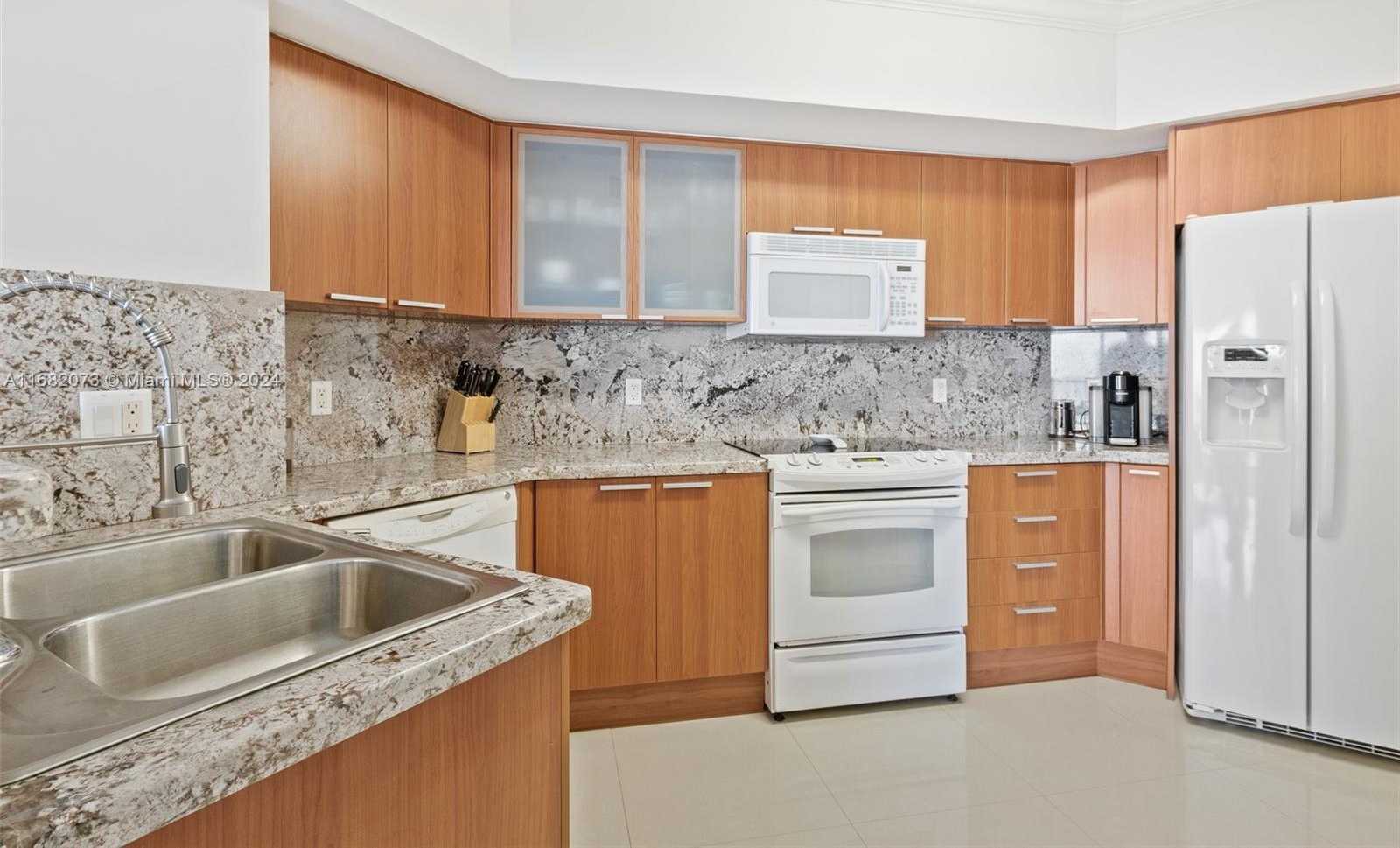 Small Image of 16699 COLLINS AVE #2202, Sunny Isles Beach Number 7