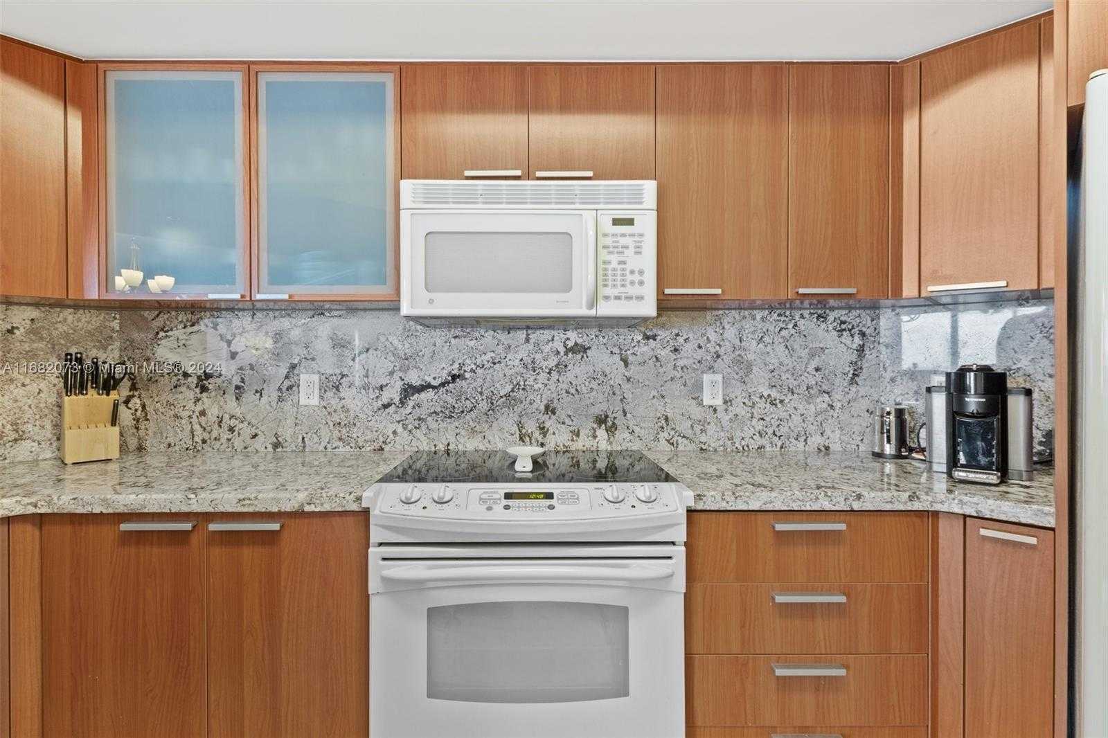 Small Image of 16699 COLLINS AVE #2202, Sunny Isles Beach Number 8