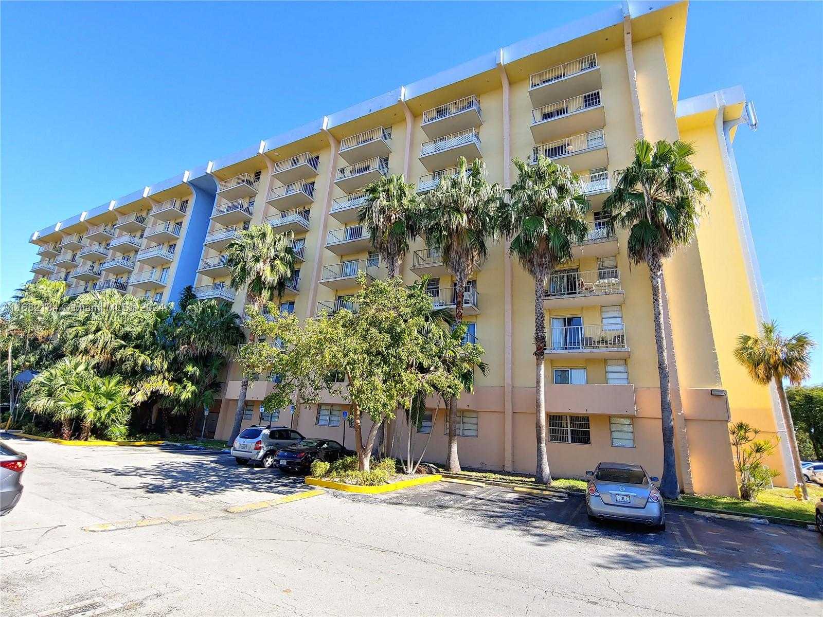 Small Image of 801 NORTH WEST 47TH AVE #805W, Miami Number 3